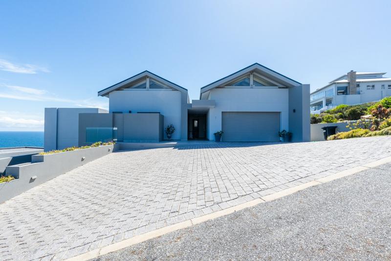 5 Bedroom Property for Sale in Pinnacle Point Golf Estate Western Cape